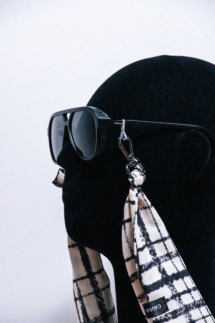 Lenço Xadrez Preto e Branco | Colab Causa com Causa x YOFACE
